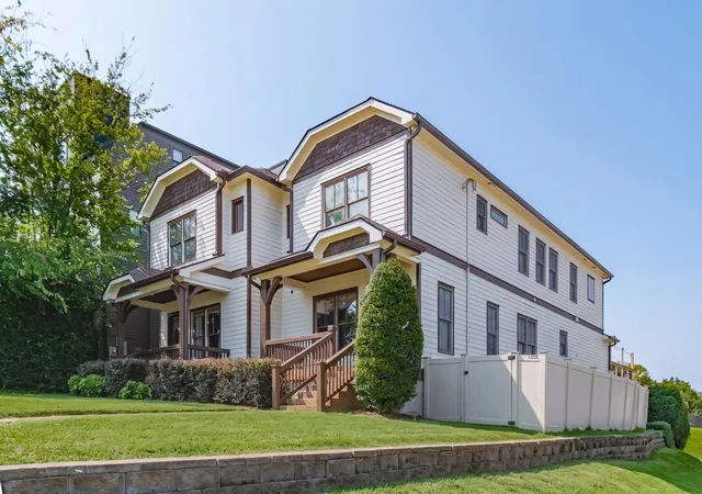 Photo 3 of Townhouse for sale at 1100a West Grv Ave, Nashville, TN 37203 | MLS# 3314335 | Listing updated on 2026-09-13