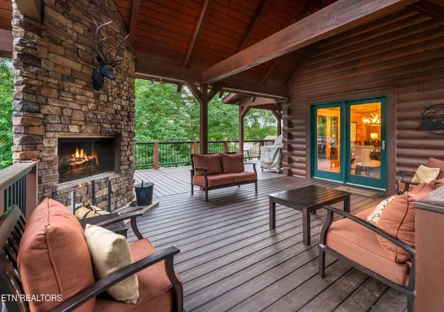 Photo 3 of Single family home for sale at 101 Grand Harbor Point, Rockwood, TN 37854 | MLS# 3309074 | Listing updated on 2026-09-07