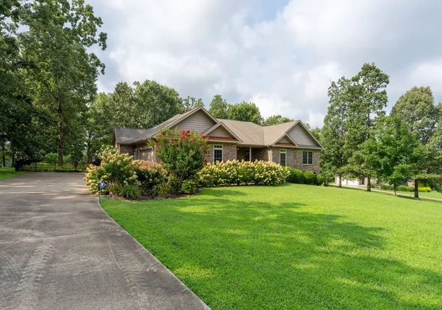 3rd image of 187 Double Eagle Dr, Summertown, TN 38483 | MLS# 3335299