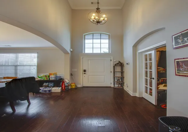 Photo 3 of Sale Pending at 1043 Brixworth Dr, Thompsons Station, TN 37179 | MLS# 3309151 | Listing updated on 2026-10-06