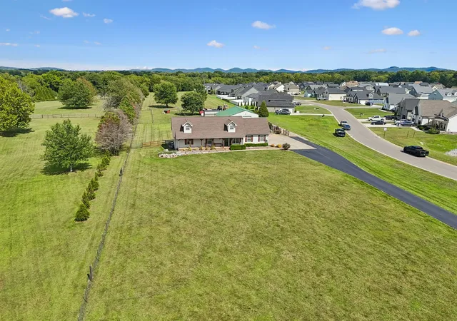 4th image of 9949 Midland Rd, Bell Buckle, TN 37020 | MLS# 3309156