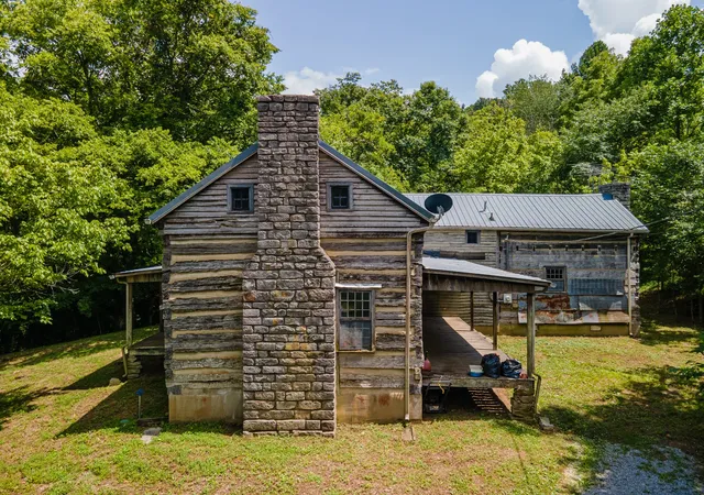 Photo 2 of Single family home for sale at 1700 Allen Brown Rd, Belfast, TN 37019 | MLS# 3309190 | Listing updated on 2026-08-25