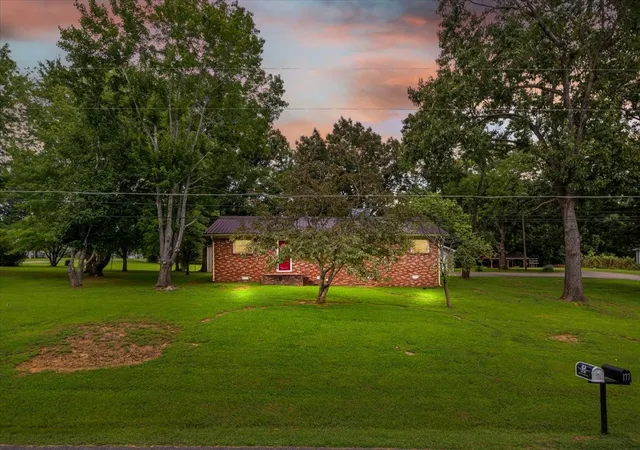 Photo 1 of Single family home for sale at 166 Parrish Ln, Mc Ewen, TN 37101 | MLS# 3312083 | Listing updated on 2026-07-30