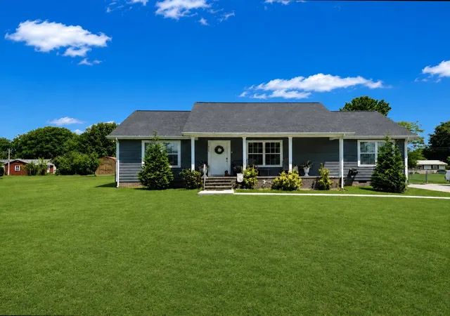 2nd image of 676 Parkway Dr, Smithville, TN 37166 | MLS# 3309184