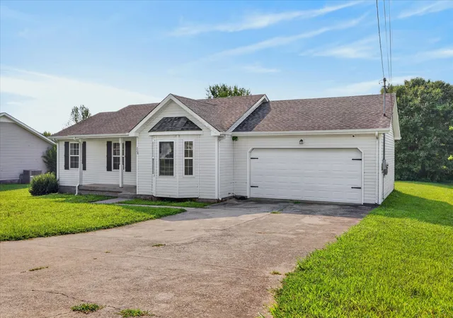 2nd image of 328 Atlantic Ave, Oak Grove, KY 42262 | MLS# 3309173