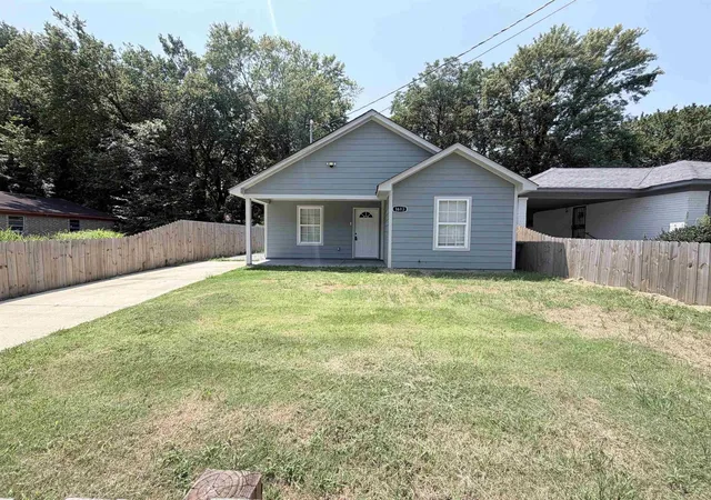 image of 1613 Locust St, Memphis, TN 38108 | MLS# 3309171