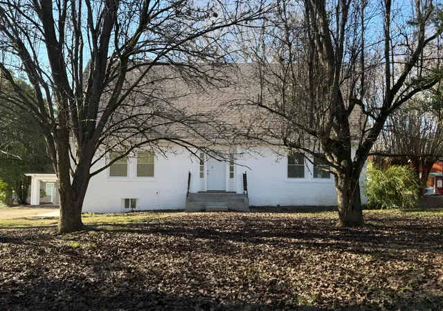 1st image of 103 Springer Dr, Lawrenceburg, TN 38464 | MLS# 3319854