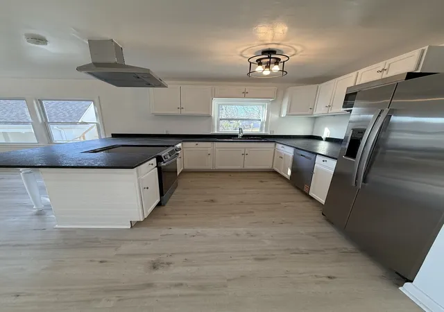 Photo 3 of Single family home for sale at 103 Springer Dr, Lawrenceburg, TN 38464 | MLS# 3319854 | Listing updated on 2026-09-29