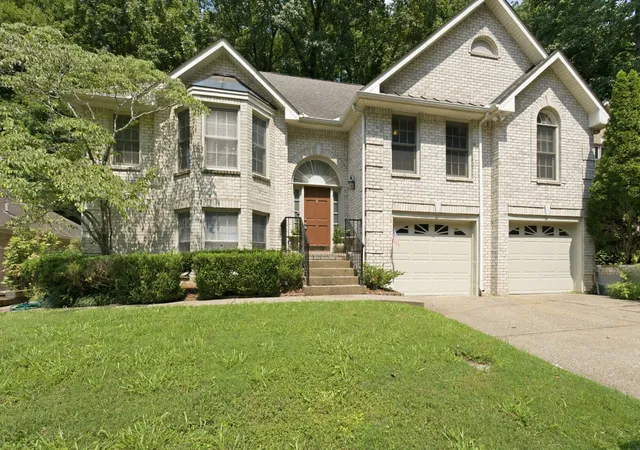 Photo 3 of Single family home for sale at 2953 Glenway Dr, Nashville, TN 37221 | MLS# 3315136 | Listing updated on 2026-08-03