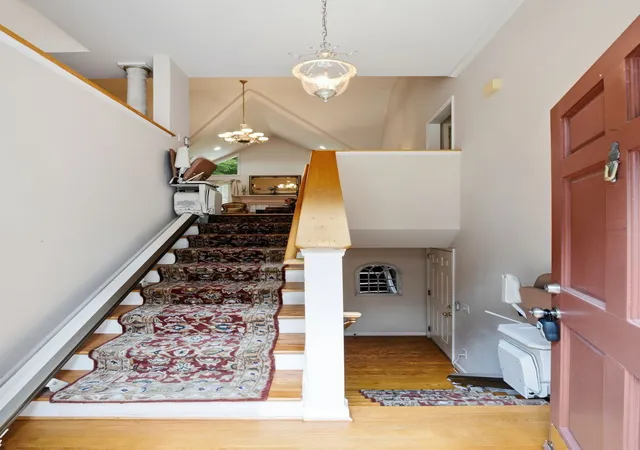 Photo 4 of Single family home for sale at 2953 Glenway Dr, Nashville, TN 37221 | MLS# 3315136 | Listing updated on 2026-08-03