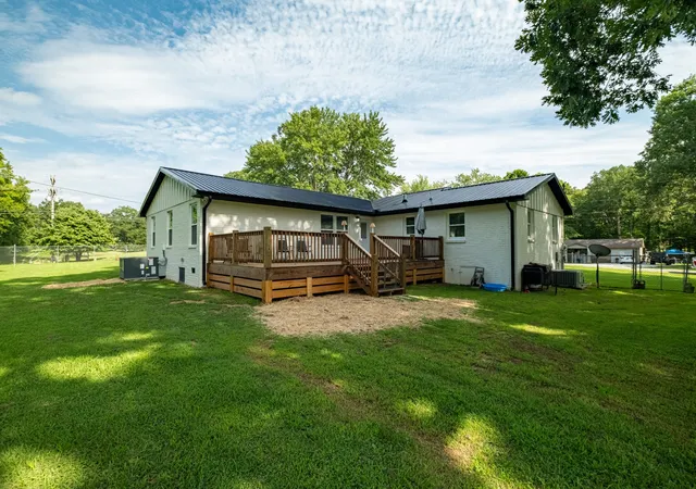 3rd image of 22 Oak Dr, Tracy City, TN 37387 | MLS# 3309224
