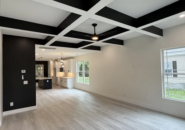 Photo 3 of Single family home for sale at 534 20th Avenue W, Springfield, TN 37172 | MLS# 3309273 | Listing updated on 2026-09-25