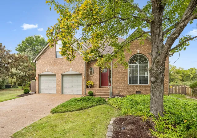 Photo 1 of Single family home for sale at 420 Essex Park Cir, Franklin, TN 37069 | MLS# 3501206 | Listing updated on 2026-10-11