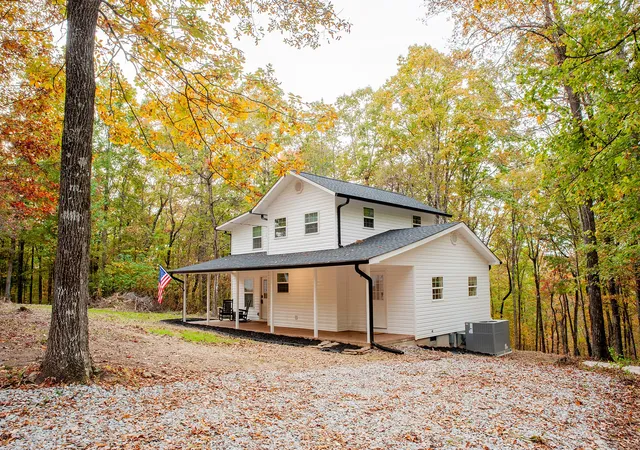 1st image of 976 Chestnut Ridge Rd, Spring City, TN 37381 | MLS# 3311511