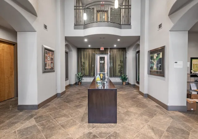2nd image of 2600 Hillsboro Pike, Nashville, TN 37212