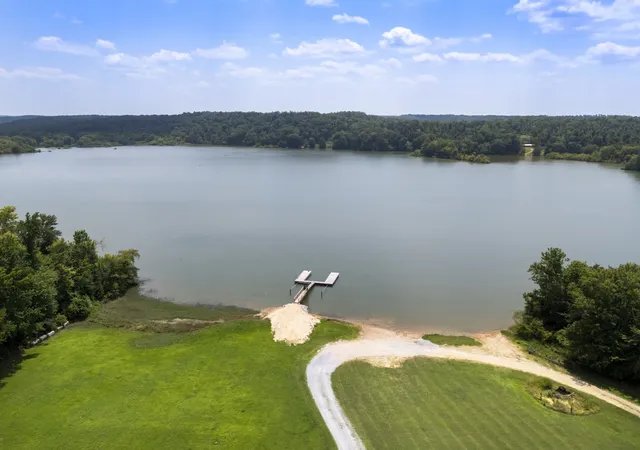 3rd image of 33 Lower Roans Creek Rd, Linden, TN 37096 | MLS# 3309443