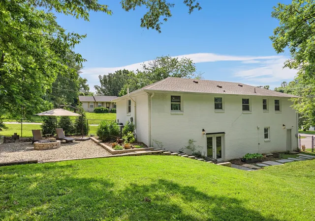 Photo 3 of Single family home for sale at 600 Huntington Pkwy, Nashville, TN 37211 | MLS# 3312553 | Listing updated on 2026-08-24