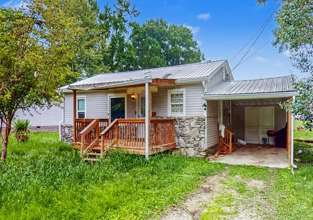 2nd image of 109 Oakwood Dr, Huntland, TN 37345 | MLS# 3309493