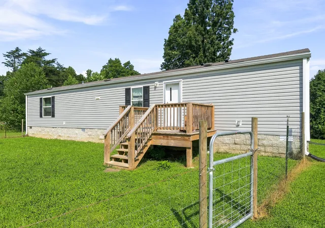 Photo 4 of Manufactured home for sale at 1181 Ravenscroft Rd W, Sparta, TN 38583 | MLS# 3312295 | Listing updated on 2026-08-30