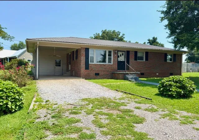 2nd image of 103 Garden St, Estill Springs, TN 37330 | MLS# 3309347