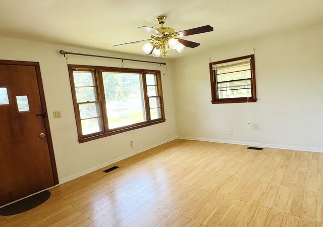 4th image of 103 Garden St, Estill Springs, TN 37330 | MLS# 3309347
