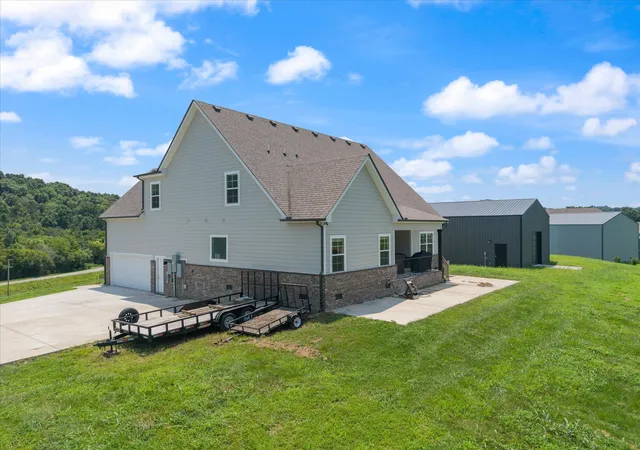 Photo 3 of Single family home for sale at 977 Mcbrides Branch Rd, Beechgrove, TN 37018 | MLS# 3309426 | Listing updated on 2026-08-25