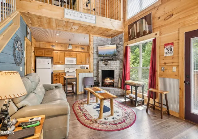 3rd image of 349 Wiley Oakley Dr, Gatlinburg, TN 37738 | MLS# 3309348