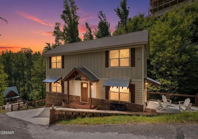 1st image of 355 Wiley Oakley Dr, Gatlinburg, TN 37738 | MLS# 3309353
