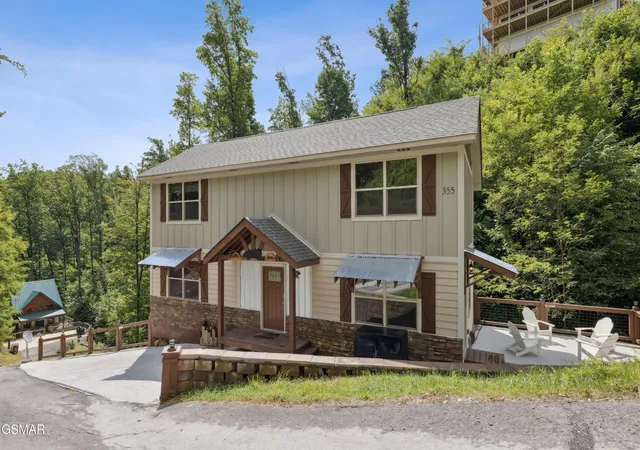 2nd image of 355 Wiley Oakley Dr, Gatlinburg, TN 37738 | MLS# 3309353