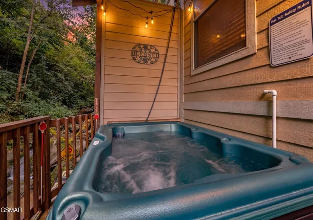 23rd image of 355 Wiley Oakley Dr, Gatlinburg, TN 37738 | MLS# 3309353