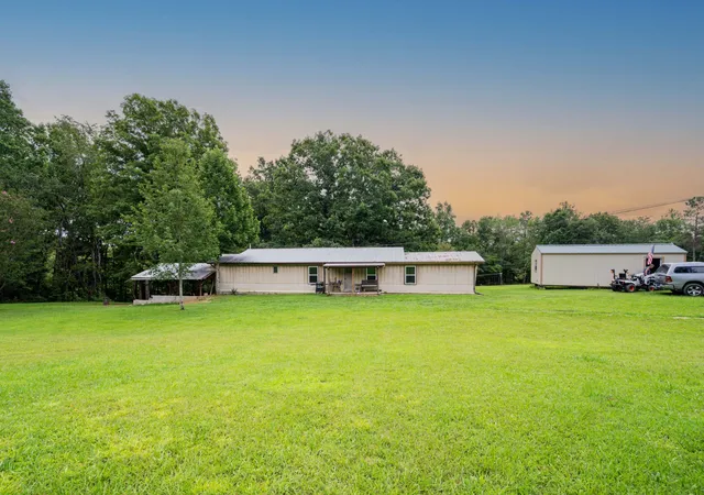 1st image of 201 Victor Cabbage Rd, Hohenwald, TN 38462 | MLS# 3309469