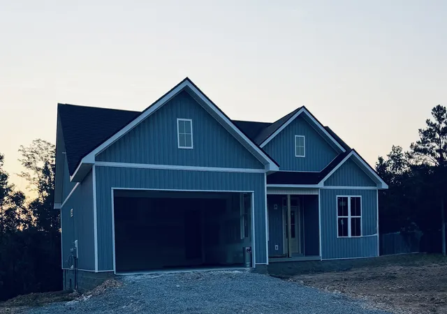 Photo 1 of Single family home for sale at 72 Ralph Travis Ln, Erin, TN 37061 | MLS# 3309441 | Listing updated on 2026-08-08