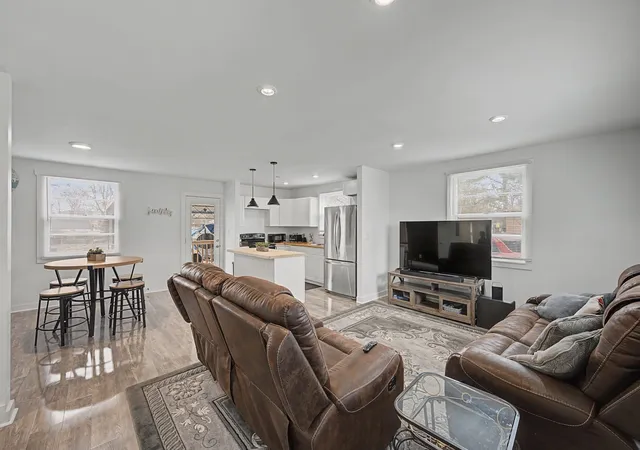 Photo 1 of Single family home for sale at 5017 Madeline Dr, Nashville, TN 37211 | MLS# 3322421 | Listing updated on 2026-08-05