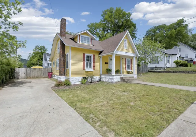 4th image of 217 College Ave E, Carthage, TN 37030 | MLS# 3311803