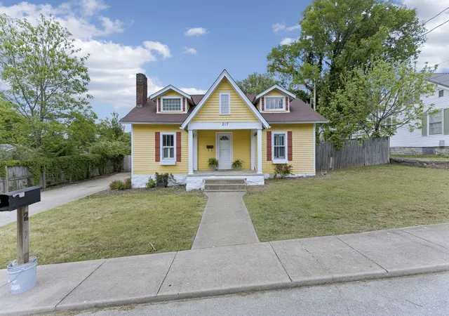 41st image of 217 College Ave E, Carthage, TN 37030 | MLS# 3311803