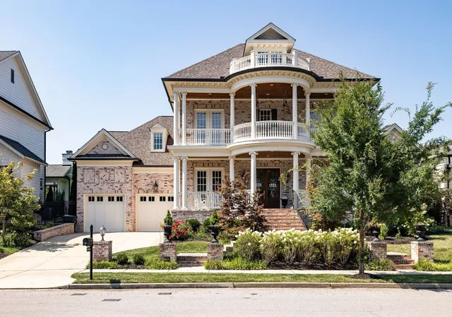Photo 1 of Mansion for sale at 813 Stonewater Blvd, Franklin, TN 37064 | MLS# 3312611 | Listing updated on 2026-08-02