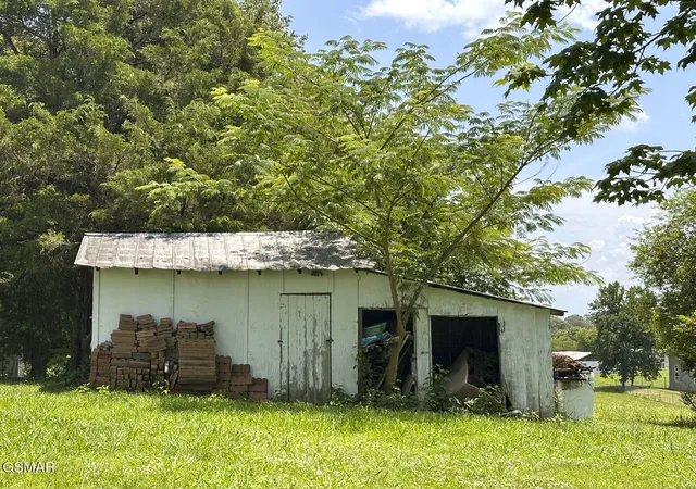 11th image of 2105 Walnut Street, White Pine, TN 37890 | MLS# 3309961