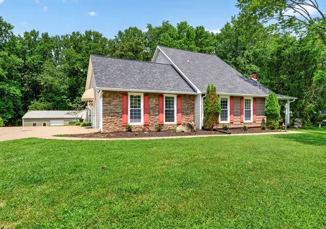 2nd image of 2851 Lawry Ln, Clarksville, TN 37043 | MLS# 3314653