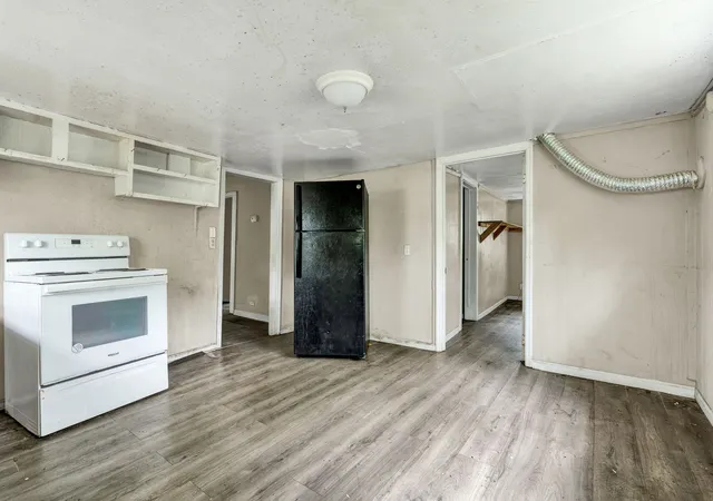 Photo 2 of Single family home for sale at 2002 Cleveland Ave, Chattanooga, TN 37404 | MLS# 3309508 | Listing updated on 2026-08-31