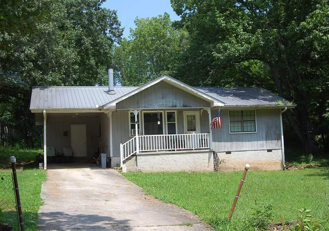 1st image of 532 Pickett Road, Signal Mountain, TN 37377 | MLS# 3309486