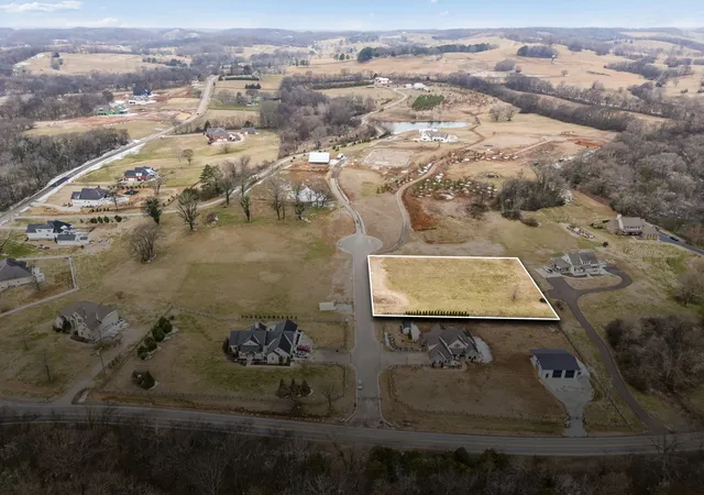 2nd image of 102 Heirloom Ln, Columbia, TN 38401 | MLS# 3311777