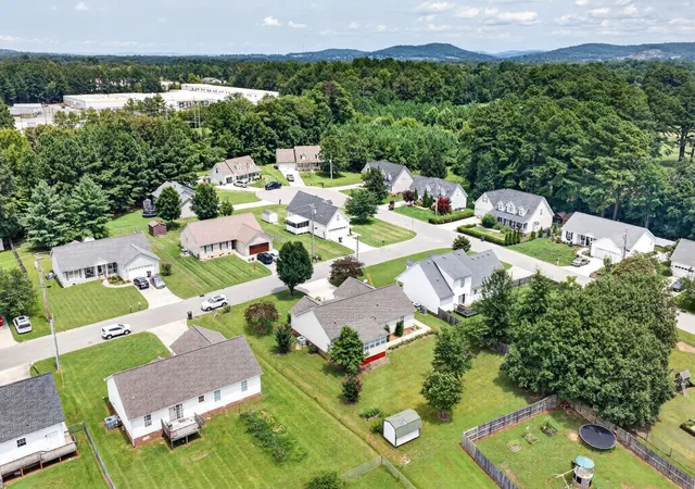 Photo 2 of Sale Pending at 1175 Dover Dr, Cookeville, TN 38501 | MLS# 3309502 | Listing updated on 2026-08-18