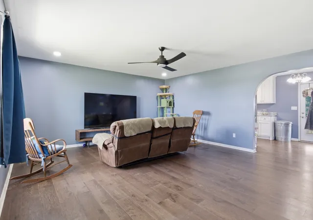 5th image of 450 N Point Dr, Summertown, TN 38483 | MLS# 3312222