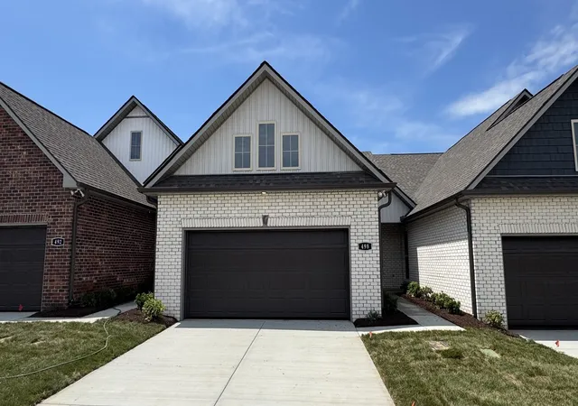 2nd image of 498 W Foxrun, Springfield, TN 37172 | MLS# 3318899