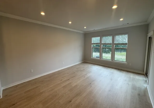 3rd image of 558 W Foxrun, Springfield, TN 37172 | MLS# 3525581