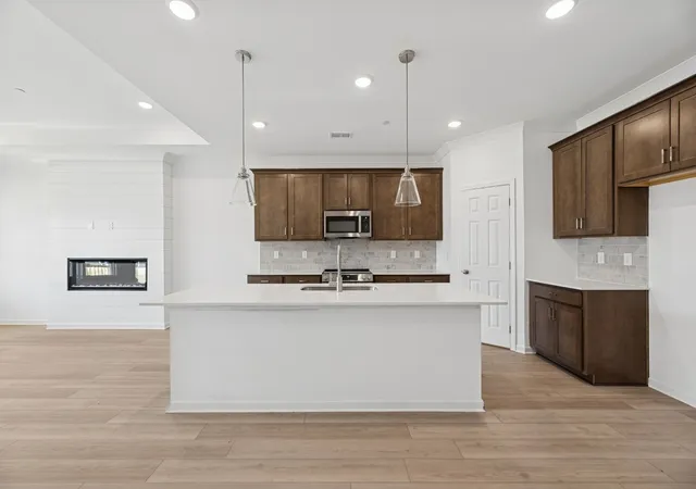 Photo 3 of Single family home for sale at 2974 Sharpstone Dr, Columbia, TN 38401 | MLS# 3311449 | Listing updated on 2026-10-08