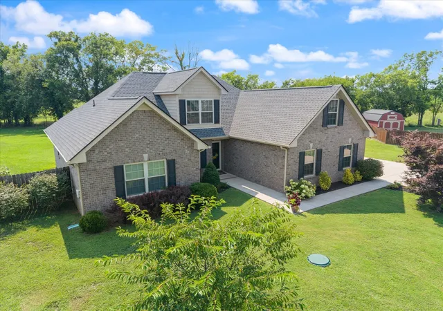 Photo 3 of Single family home for sale at 100 Cumulus Ct, Murfreesboro, TN 37127 | MLS# 3311689 | Listing updated on 2026-09-22