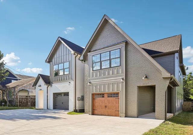 Photo 2 of Single family home for sale at 6335b Columbia Ave, Nashville, TN 37209 | MLS# 3311519 | Listing updated on 2026-09-16