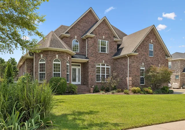 Photo 2 of Single family home for sale at 3317 Geneva Dr, Murfreesboro, TN 37128 | MLS# 3311587 | Listing updated on 2026-10-19