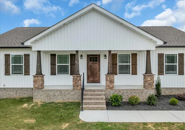 Photo 1 of Single family home for sale at 105 Demombreum Cir, Shelbyville, TN 37160 | MLS# 3311806 | Listing updated on 2026-09-23